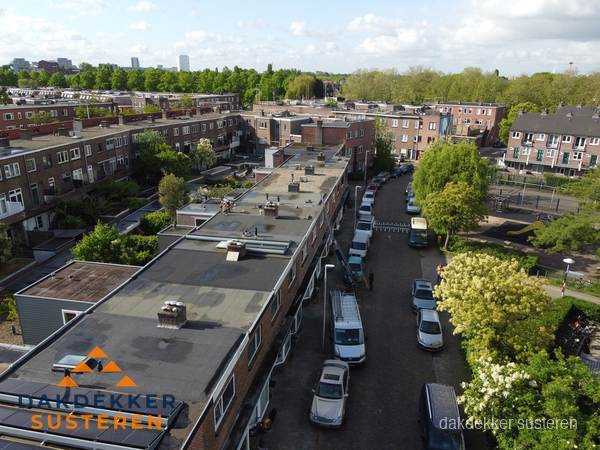 Luchtfoto dakinspectie woonwijk in Susteren Luchtfoto dakinspectie woonwijk in Susteren
